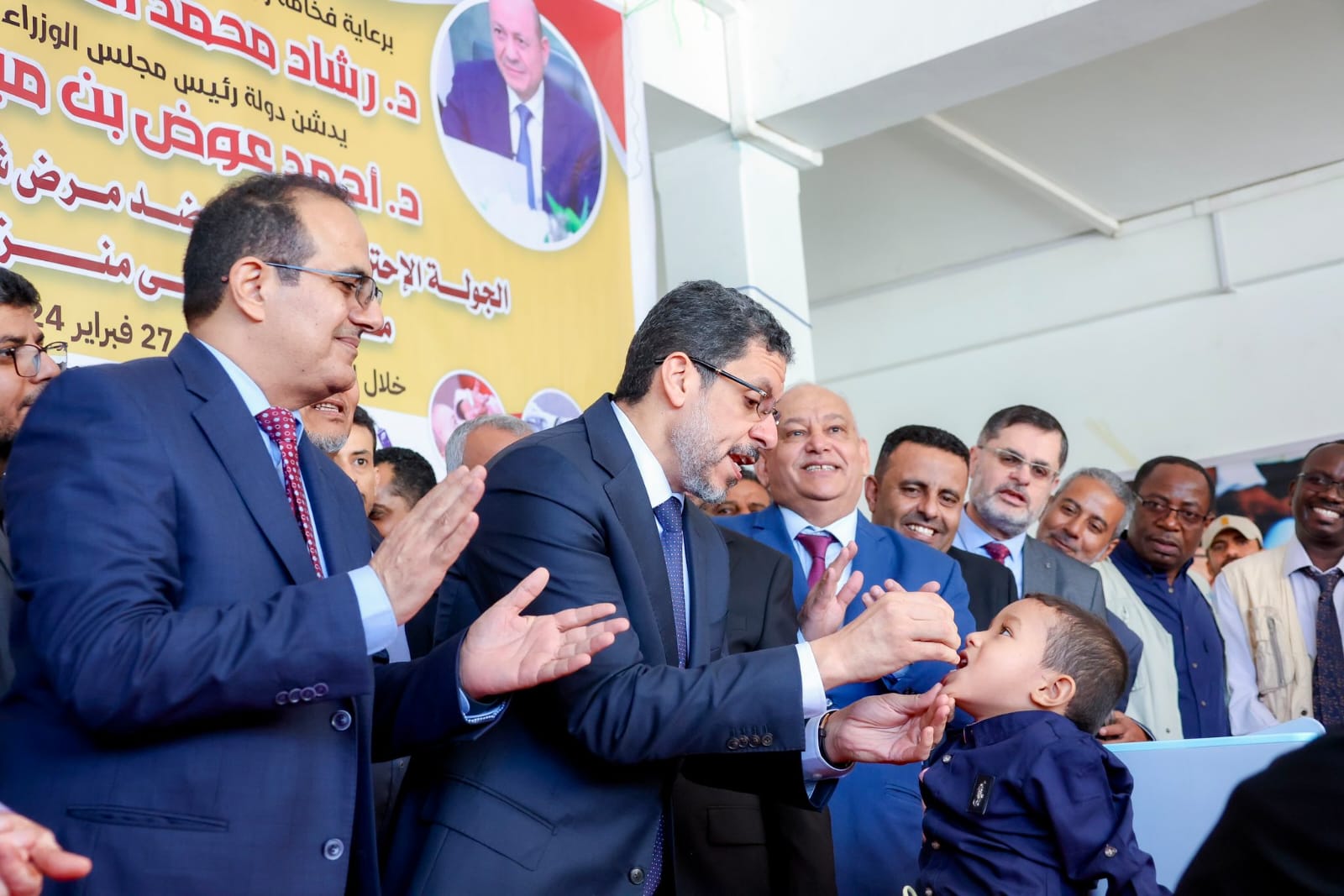  رئيس الوزراء يدشن حملة التحصين الاحترازية ضد شلل الأطفال